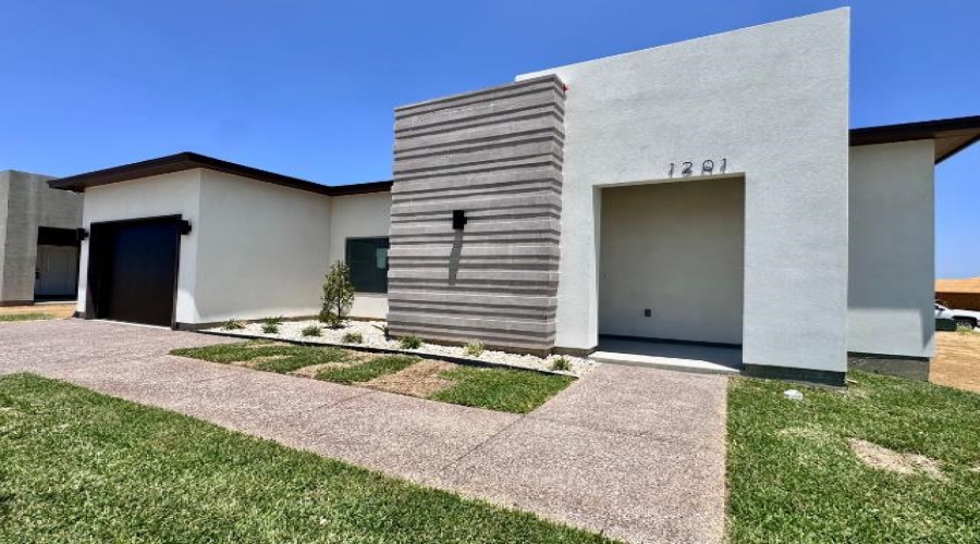 1201 Noyola Loop, Laredo, Texas 78046, 4 Bedrooms Bedrooms, 6 Rooms Rooms,2 BathroomsBathrooms,Residential,For Sale,1201 Noyola Loop,20263610