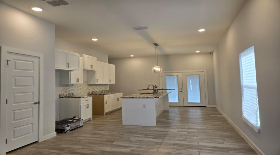 1611 Coba Dr., Laredo, Texas 78046, 4 Bedrooms Bedrooms, 7 Rooms Rooms,2 BathroomsBathrooms,Residential,For Rent,1611 Coba Dr.,20263616