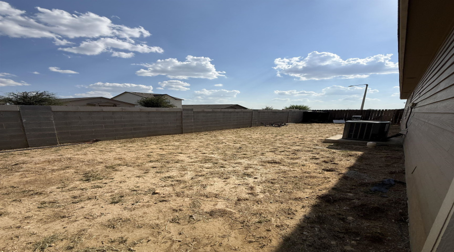 5741 St. Joan of Arc Lp., laredo, Texas 78046-6995, 4 Bedrooms Bedrooms, 6 Rooms Rooms,2 BathroomsBathrooms,Residential,For Sale,5741 St. Joan of Arc Lp.,20263617
