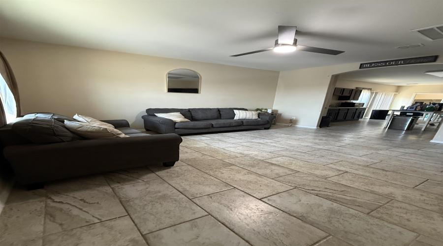 5741 St. Joan of Arc Lp., laredo, Texas 78046-6995, 4 Bedrooms Bedrooms, 6 Rooms Rooms,2 BathroomsBathrooms,Residential,For Sale,5741 St. Joan of Arc Lp.,20263617