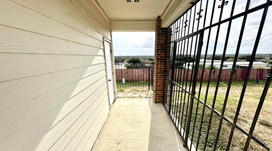 4246 Dorel Dr, Laredo, Texas 78043, 2 Bedrooms Bedrooms, 5 Rooms Rooms,2 BathroomsBathrooms,Residential,For Rent,4246 Dorel Dr,20263618