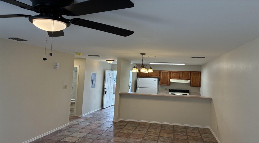 511 Shiloh Dr, LAREDO, Texas 78045, 1 Bedroom Bedrooms, 4 Rooms Rooms,1 BathroomBathrooms,Residential,For Rent,511 Shiloh Dr,20261895