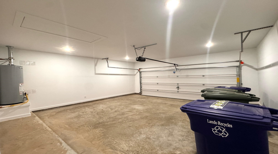 1010 Amezquita Dr., LAREDO, Texas 78045, 3 Bedrooms Bedrooms, 6 Rooms Rooms,2 BathroomsBathrooms,Residential,For Rent,1010 Amezquita Dr.,20263619