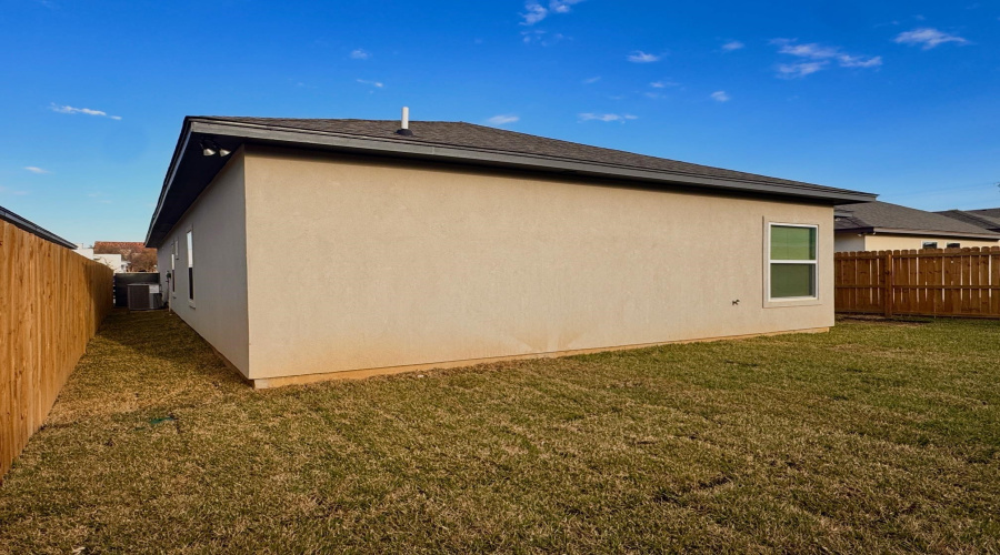 1010 Amezquita Dr., LAREDO, Texas 78045, 3 Bedrooms Bedrooms, 6 Rooms Rooms,2 BathroomsBathrooms,Residential,For Rent,1010 Amezquita Dr.,20263619
