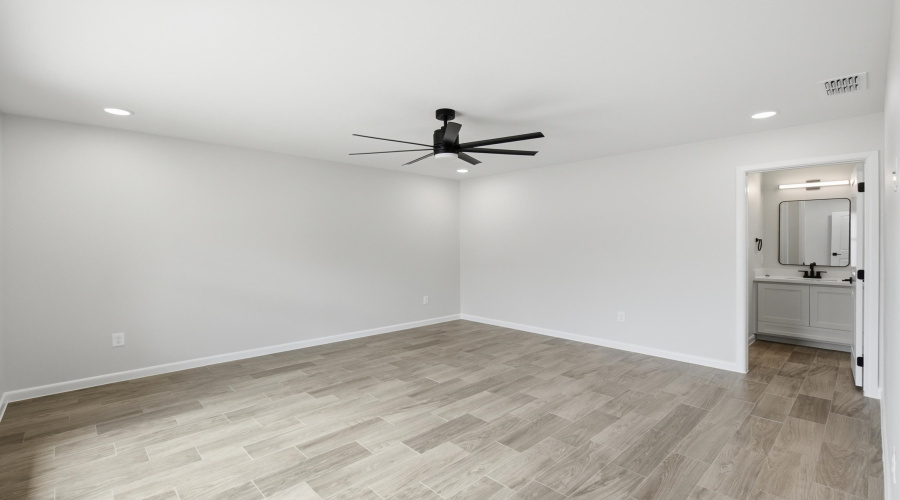 227 Lusitano Dr., Lareo, Texas 78046, 3 Bedrooms Bedrooms, 4 Rooms Rooms,2 BathroomsBathrooms,Residential,For Sale,227 Lusitano Dr.,20263620