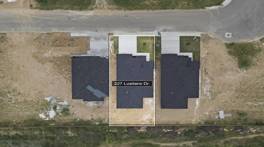 227 Lusitano Dr., Lareo, Texas 78046, 3 Bedrooms Bedrooms, 4 Rooms Rooms,2 BathroomsBathrooms,Residential,For Sale,227 Lusitano Dr.,20263620