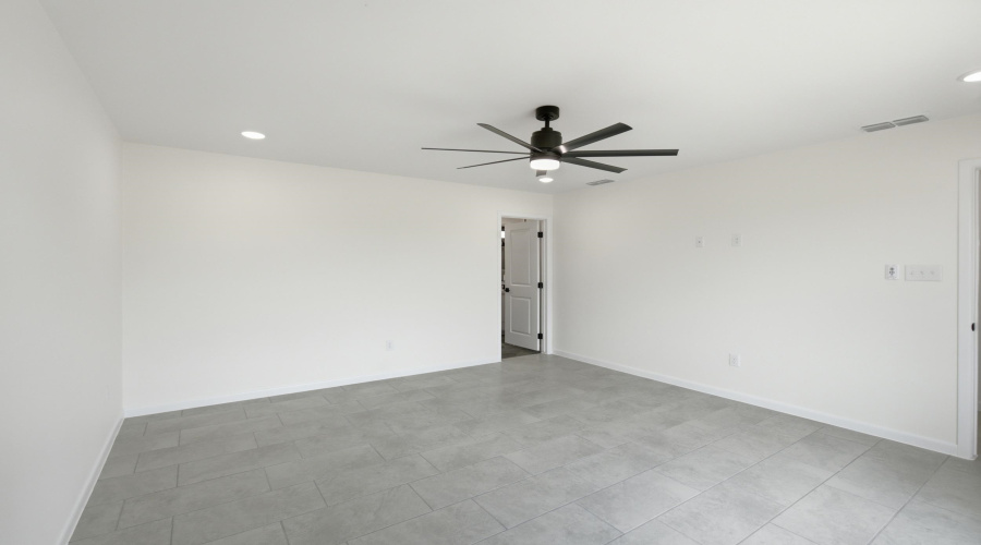 229 Lusitano Dr., Laredo, Texas 78046, 3 Bedrooms Bedrooms, 4 Rooms Rooms,2 BathroomsBathrooms,Residential,For Sale,229 Lusitano Dr.,20263621