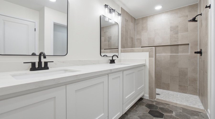 229 Lusitano Dr., Laredo, Texas 78046, 3 Bedrooms Bedrooms, 4 Rooms Rooms,2 BathroomsBathrooms,Residential,For Sale,229 Lusitano Dr.,20263621