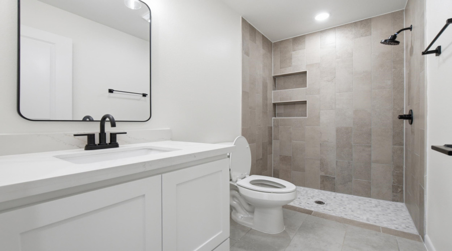 229 Lusitano Dr., Laredo, Texas 78046, 3 Bedrooms Bedrooms, 4 Rooms Rooms,2 BathroomsBathrooms,Residential,For Sale,229 Lusitano Dr.,20263621