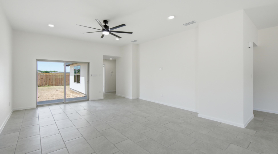 229 Lusitano Dr., Laredo, Texas 78046, 3 Bedrooms Bedrooms, 4 Rooms Rooms,2 BathroomsBathrooms,Residential,For Sale,229 Lusitano Dr.,20263621