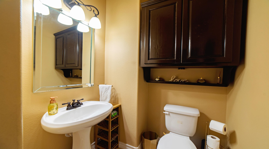 401 Sabal Loop, Laredo, Texas 78045, 6 Bedrooms Bedrooms, 8 Rooms Rooms,4 BathroomsBathrooms,Residential,For Sale,401 Sabal Loop,20263623