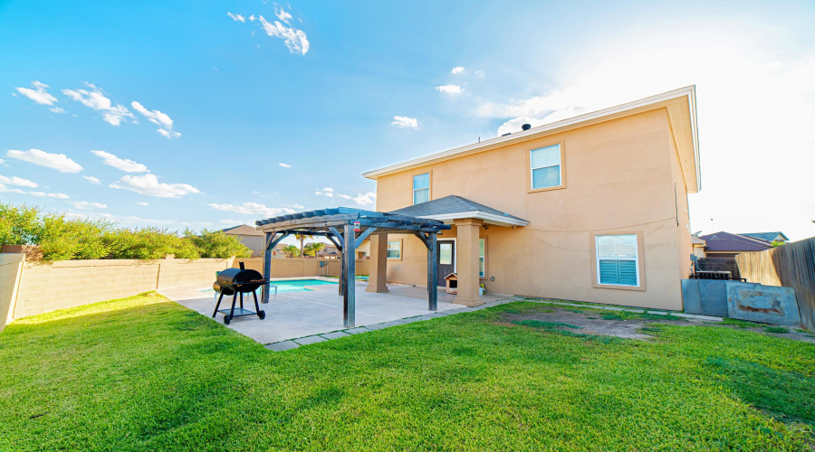 401 Sabal Loop, Laredo, Texas 78045, 6 Bedrooms Bedrooms, 8 Rooms Rooms,4 BathroomsBathrooms,Residential,For Sale,401 Sabal Loop,20263623