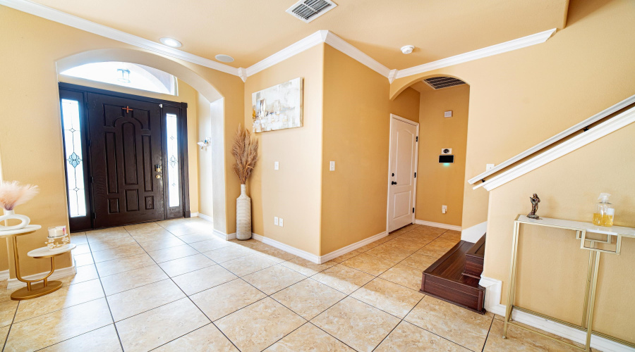 401 Sabal Loop, Laredo, Texas 78045, 6 Bedrooms Bedrooms, 8 Rooms Rooms,4 BathroomsBathrooms,Residential,For Sale,401 Sabal Loop,20263623