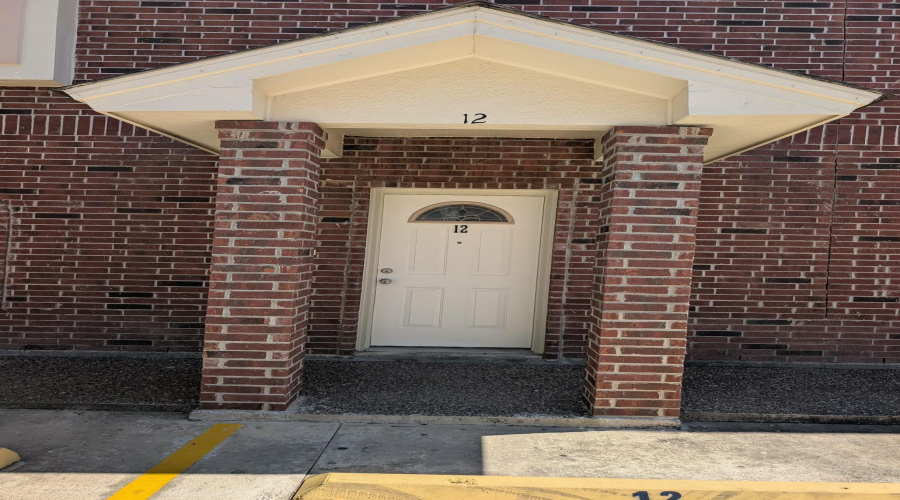 4101 Tilden Ave, Laredo, Texas 78041, 2 Bedrooms Bedrooms, 4 Rooms Rooms,2 BathroomsBathrooms,Residential,For Sale,4101 Tilden Ave,20263625