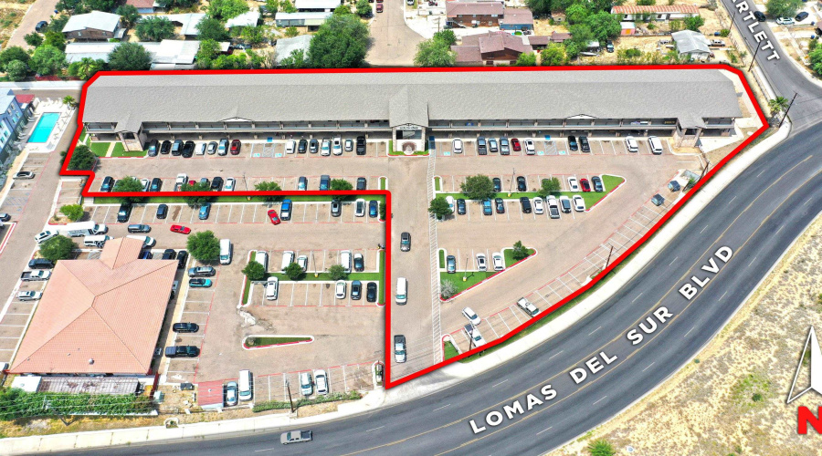 2110 Lomas Del Sur Blvd., Laredo, Texas 78046, 11 Rooms Rooms,4 BathroomsBathrooms,Commercial retail/office,For Sale,2110 Lomas Del Sur Blvd.,20252084