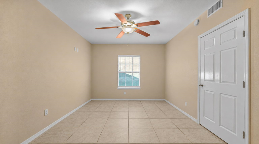 315 W Saunders St, Laredo, Texas 78041, 1 Room Rooms,3 BathroomsBathrooms,Commercial retail/office,For Sale,315 W Saunders St,20263631