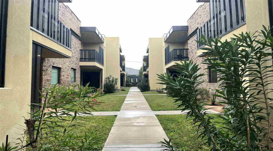 409 Shiloh Dr, LAREDO, Texas 78045, 2 Bedrooms Bedrooms, 4 Rooms Rooms,2 BathroomsBathrooms,Residential,For Rent,409 Shiloh Dr,20263628