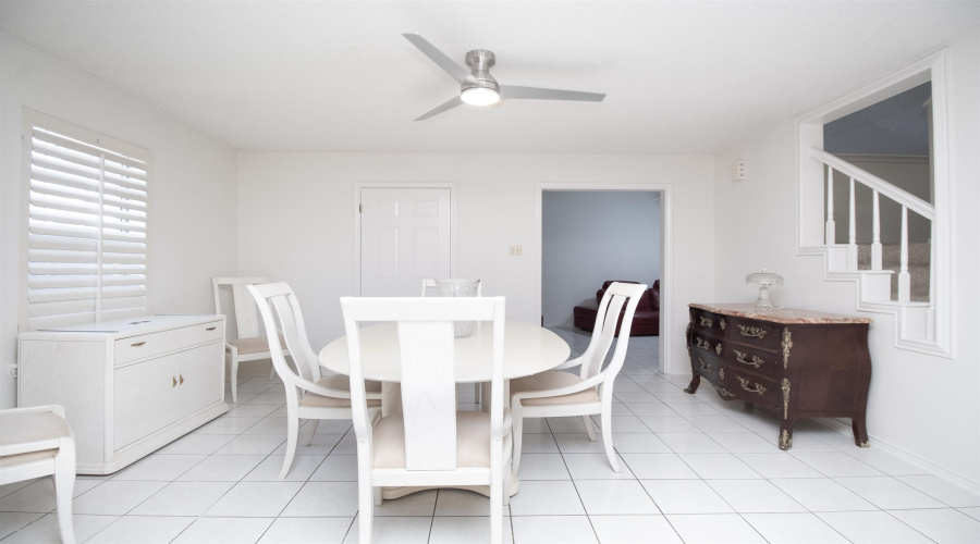 8801 McPherson Rd, Laredo, Texas 78045, 4 Bedrooms Bedrooms, 7 Rooms Rooms,3 BathroomsBathrooms,Residential,For Sale,8801 McPherson Rd,20263629