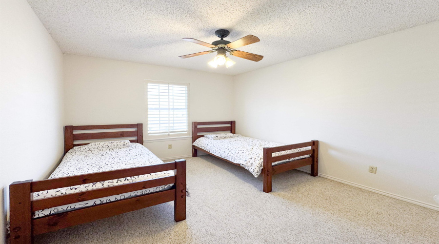 8801 McPherson Rd, Laredo, Texas 78045, 4 Bedrooms Bedrooms, 7 Rooms Rooms,3 BathroomsBathrooms,Residential,For Sale,8801 McPherson Rd,20263629
