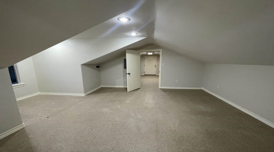 2202 OKane St, LAREDO, Texas 78043, 1 Bedroom Bedrooms, 2 Rooms Rooms,1 BathroomBathrooms,Residential,For Rent,2202 OKane St,20263632