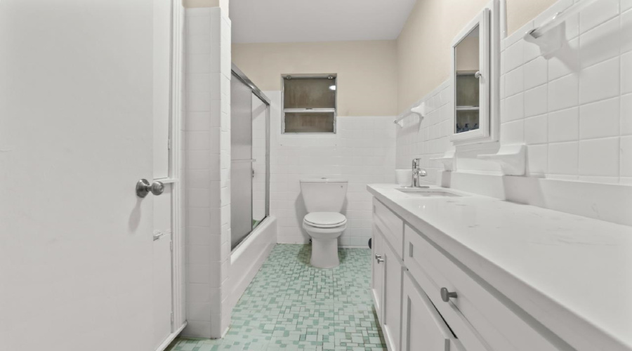 1702 OKane St, LAREDO, Texas 78043, ,Multi-family,For Sale,1702 OKane St,20263622