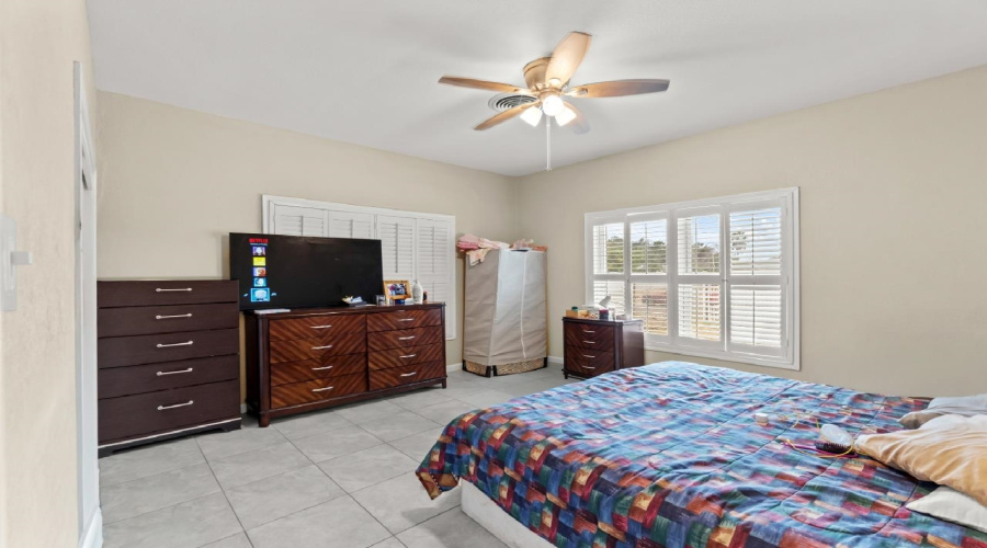 1702 OKane St, LAREDO, Texas 78043, ,Multi-family,For Sale,1702 OKane St,20263622