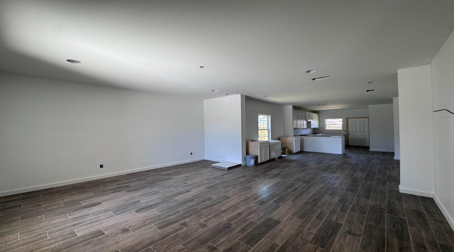 5709 St. Joan of Arc Lp., Laredo, Texas 78046, 3 Bedrooms Bedrooms, 3 Rooms Rooms,2 BathroomsBathrooms,Residential,For Sale,5709 St. Joan of Arc Lp.,20262191