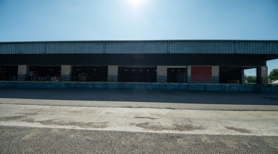 1001 Guatemozin St, Laredo, Texas 78043, 1 Bedroom Bedrooms, 11 Rooms Rooms,2 BathroomsBathrooms,Commercial/industrial,For Rent,1001 Guatemozin St,20263643