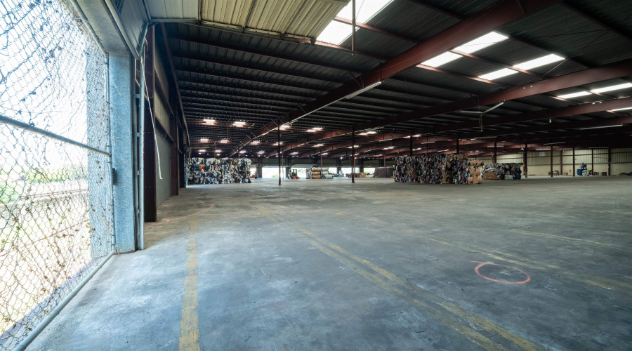 1001 Guatemozin St, Laredo, Texas 78043, 1 Bedroom Bedrooms, 11 Rooms Rooms,2 BathroomsBathrooms,Commercial/industrial,For Rent,1001 Guatemozin St,20263643