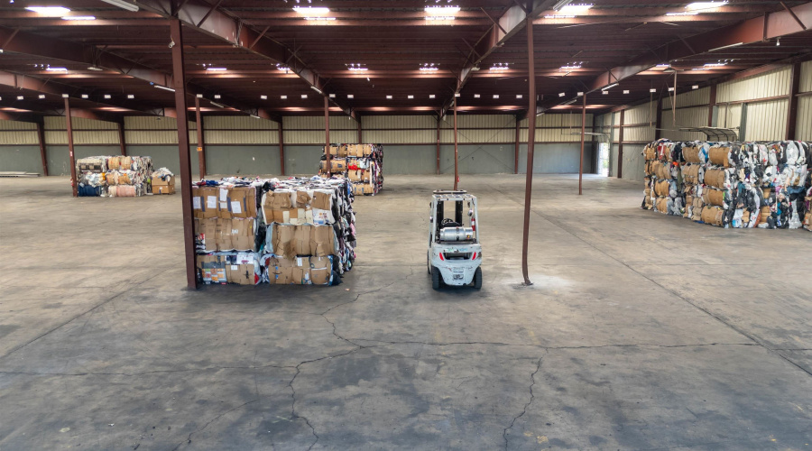 1001 Guatemozin St, Laredo, Texas 78043, 1 Bedroom Bedrooms, 11 Rooms Rooms,2 BathroomsBathrooms,Commercial/industrial,For Rent,1001 Guatemozin St,20263643