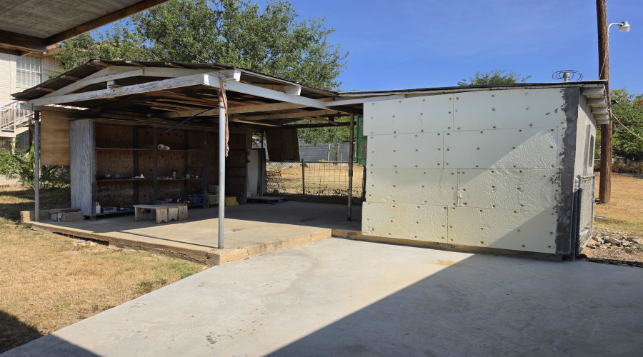 820 Stewart St, Laredo, Texas 78040, 4 Bedrooms Bedrooms, 6 Rooms Rooms,2 BathroomsBathrooms,Residential,For Sale,820 Stewart St,20263636