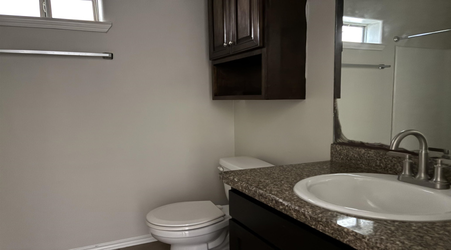 5402 Marcella Ave, LAREDO, Texas 78041, 2 Bedrooms Bedrooms, 4 Rooms Rooms,1 BathroomBathrooms,Residential,For Rent,5402 Marcella Ave,20263637