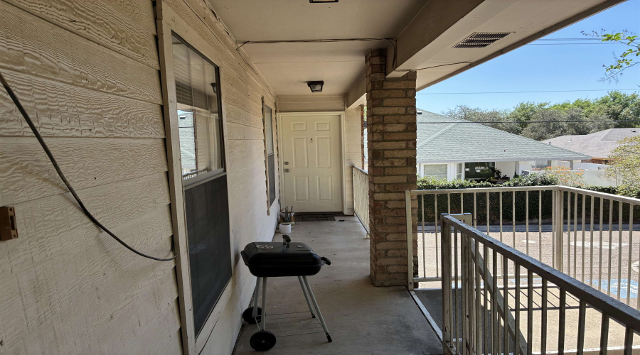 511 Shiloh Dr, LAREDO, Texas 78045, 1 Bedroom Bedrooms, 4 Rooms Rooms,1 BathroomBathrooms,Residential,For Rent,511 Shiloh Dr,20263638