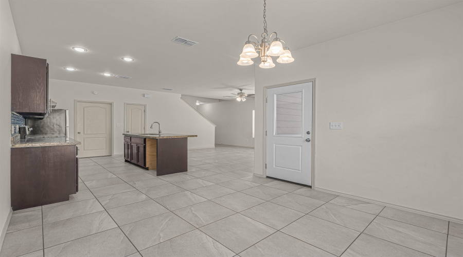 1601 Ann Harbor St, Laredo, Texas 78045, 4 Bedrooms Bedrooms, 7 Rooms Rooms,2 BathroomsBathrooms,Residential,For Sale,1601 Ann Harbor St,20263639