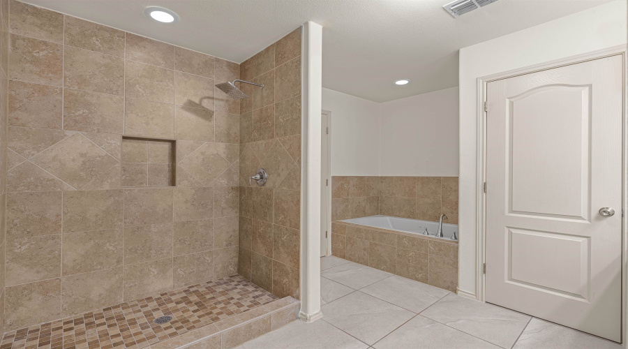 1601 Ann Harbor St, Laredo, Texas 78045, 4 Bedrooms Bedrooms, 7 Rooms Rooms,2 BathroomsBathrooms,Residential,For Sale,1601 Ann Harbor St,20263639