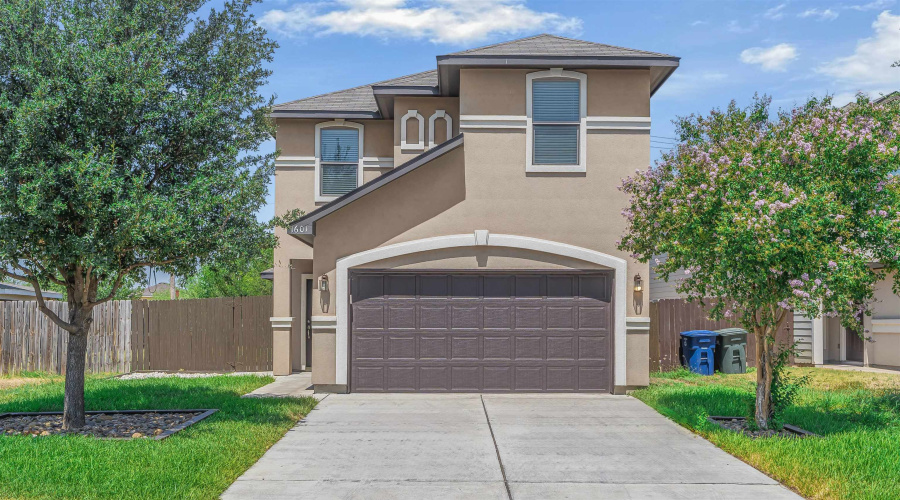 1601 Ann Harbor St, Laredo, Texas 78045, 4 Bedrooms Bedrooms, 7 Rooms Rooms,2 BathroomsBathrooms,Residential,For Sale,1601 Ann Harbor St,20263639
