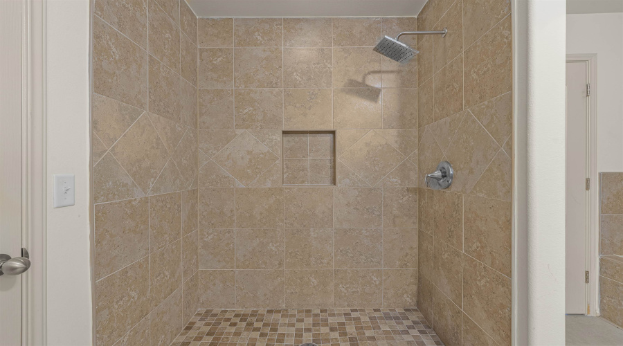 1601 Ann Harbor St, Laredo, Texas 78045, 4 Bedrooms Bedrooms, 7 Rooms Rooms,2 BathroomsBathrooms,Residential,For Sale,1601 Ann Harbor St,20263639