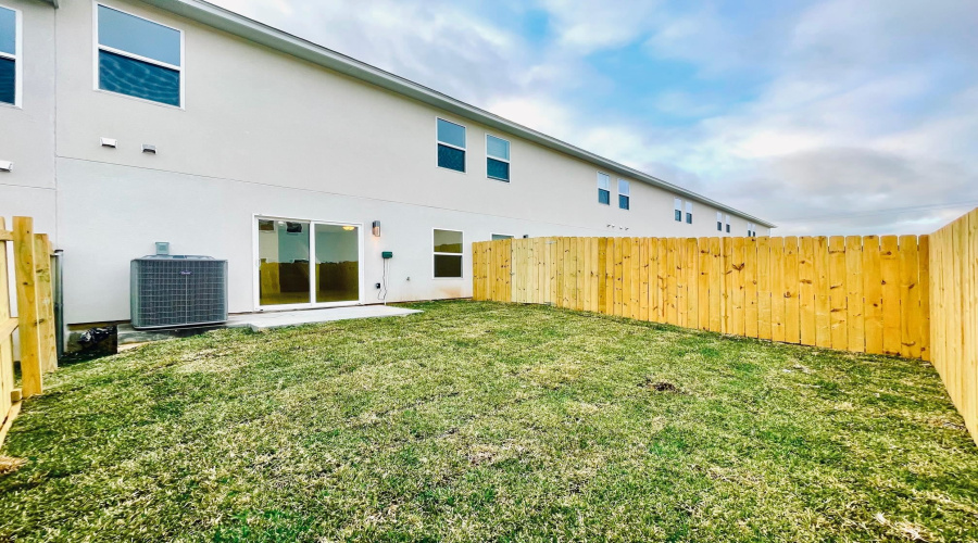 9915 Borna, LAREDO, Texas 78045, 3 Bedrooms Bedrooms, 6 Rooms Rooms,2 BathroomsBathrooms,Residential,For Rent,9915 Borna,20263640