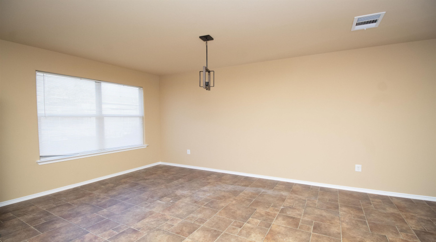 1525 Cozumel Dr, Laredo, Texas 78046, 3 Bedrooms Bedrooms, 6 Rooms Rooms,2 BathroomsBathrooms,Residential,For Rent,1525 Cozumel Dr,20263644