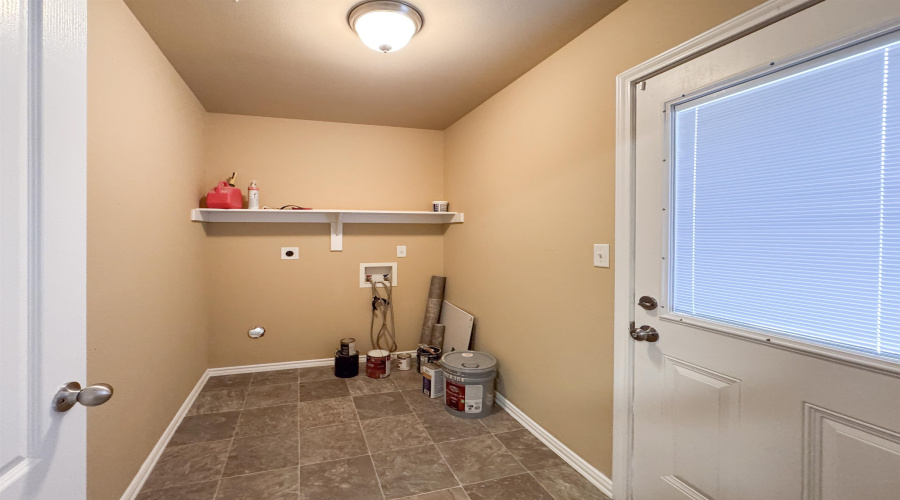 1525 Cozumel Dr, Laredo, Texas 78046, 3 Bedrooms Bedrooms, 6 Rooms Rooms,2 BathroomsBathrooms,Residential,For Rent,1525 Cozumel Dr,20263644
