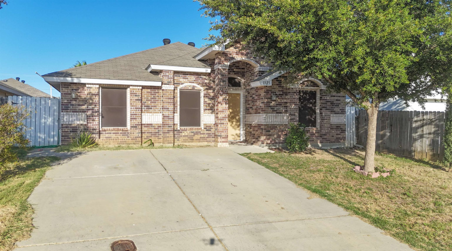 1525 Cozumel Dr, Laredo, Texas 78046, 3 Bedrooms Bedrooms, 6 Rooms Rooms,2 BathroomsBathrooms,Residential,For Rent,1525 Cozumel Dr,20263644