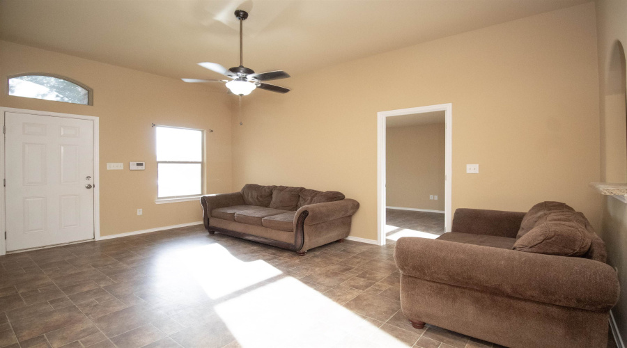1525 Cozumel Dr, Laredo, Texas 78046, 3 Bedrooms Bedrooms, 6 Rooms Rooms,2 BathroomsBathrooms,Residential,For Rent,1525 Cozumel Dr,20263644