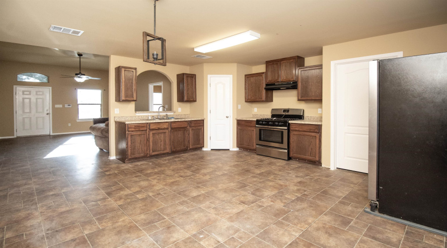 1525 Cozumel Dr, Laredo, Texas 78046, 3 Bedrooms Bedrooms, 6 Rooms Rooms,2 BathroomsBathrooms,Residential,For Rent,1525 Cozumel Dr,20263644