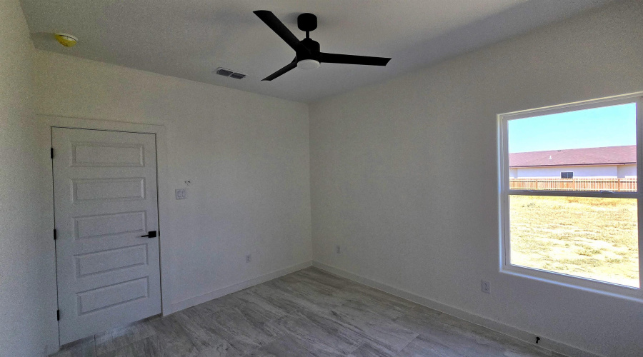 6006 Heather Loop, Laredo, Texas 78041, 3 Bedrooms Bedrooms, 4 Rooms Rooms,2 BathroomsBathrooms,Residential,For Sale,6006 Heather Loop,20263646