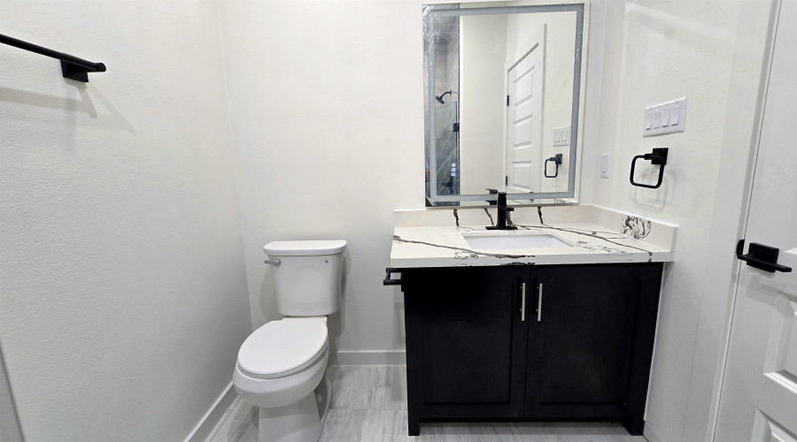 6006 Heather Loop, Laredo, Texas 78041, 3 Bedrooms Bedrooms, 4 Rooms Rooms,2 BathroomsBathrooms,Residential,For Sale,6006 Heather Loop,20263646
