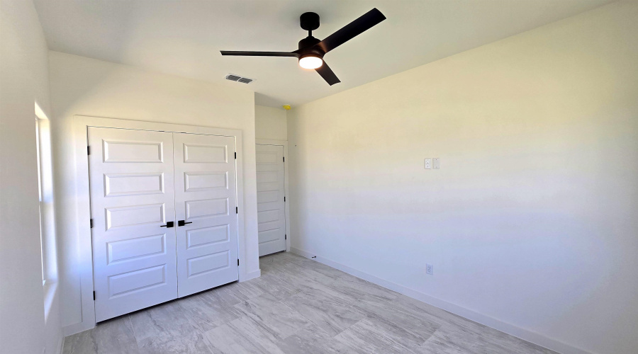 6006 Heather Loop, Laredo, Texas 78041, 3 Bedrooms Bedrooms, 4 Rooms Rooms,2 BathroomsBathrooms,Residential,For Sale,6006 Heather Loop,20263646