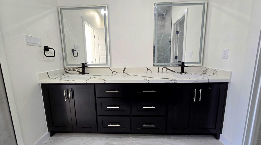 6006 Heather Loop, Laredo, Texas 78041, 3 Bedrooms Bedrooms, 4 Rooms Rooms,2 BathroomsBathrooms,Residential,For Sale,6006 Heather Loop,20263646