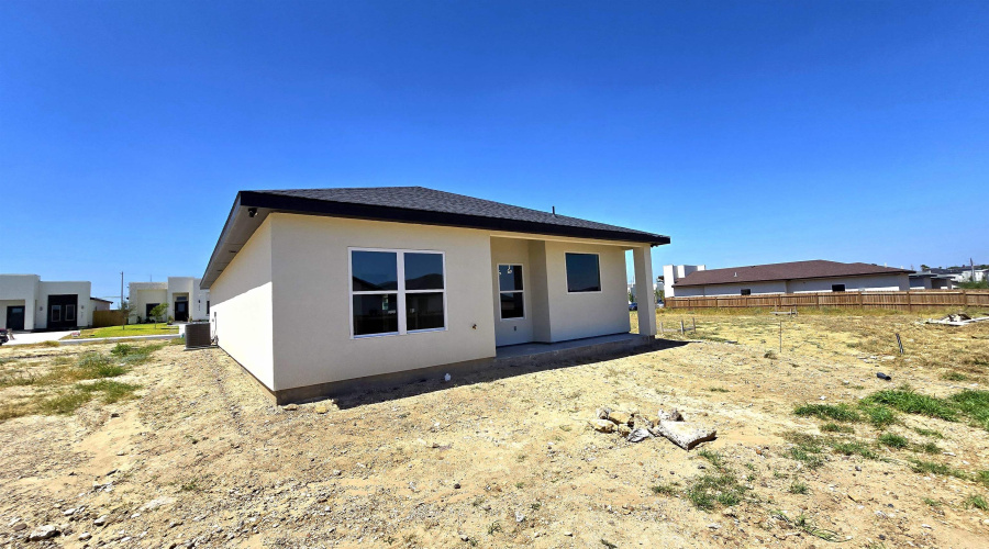 6006 Heather Loop, Laredo, Texas 78041, 3 Bedrooms Bedrooms, 4 Rooms Rooms,2 BathroomsBathrooms,Residential,For Sale,6006 Heather Loop,20263646