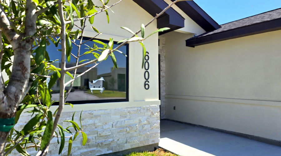 6006 Heather Loop, Laredo, Texas 78041, 3 Bedrooms Bedrooms, 4 Rooms Rooms,2 BathroomsBathrooms,Residential,For Sale,6006 Heather Loop,20263646
