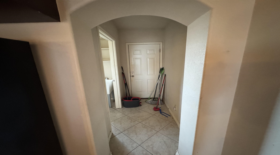 2102 Market St, Laredo, Texas 78043, 3 Bedrooms Bedrooms, 3 Rooms Rooms,2 BathroomsBathrooms,Residential,For Sale,2102 Market St,20263649